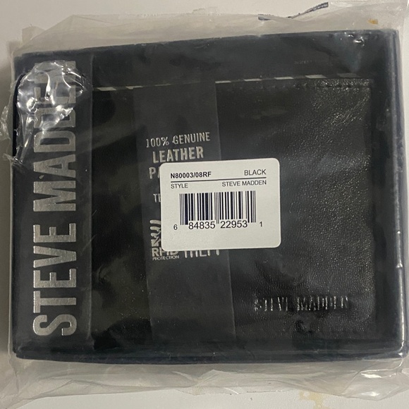 Steve Madden Other - Steve Madden Black Leather Wallet New